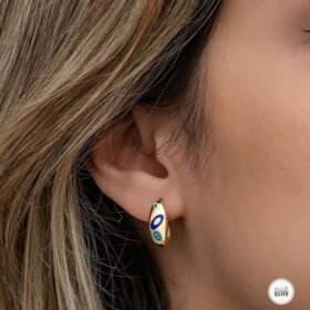 حلق العين الزرقاء