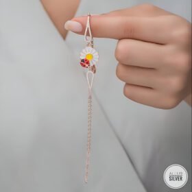 إسوارة زهرة دوار الشمس مع الدعسوقة