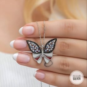 سنسال الفراشة البيضاء