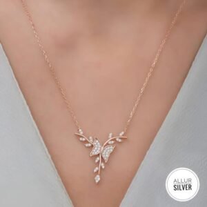 Bella Fly Necklace