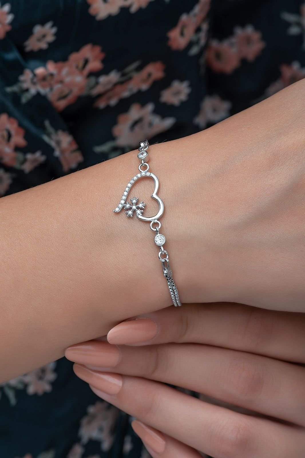 Snow Heart Bracelet
