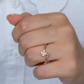 Graceful Ring