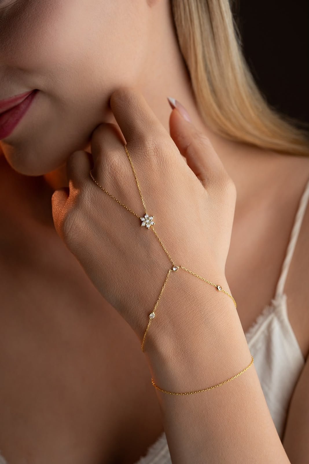 Sparkle Flower Hand Bracelet
