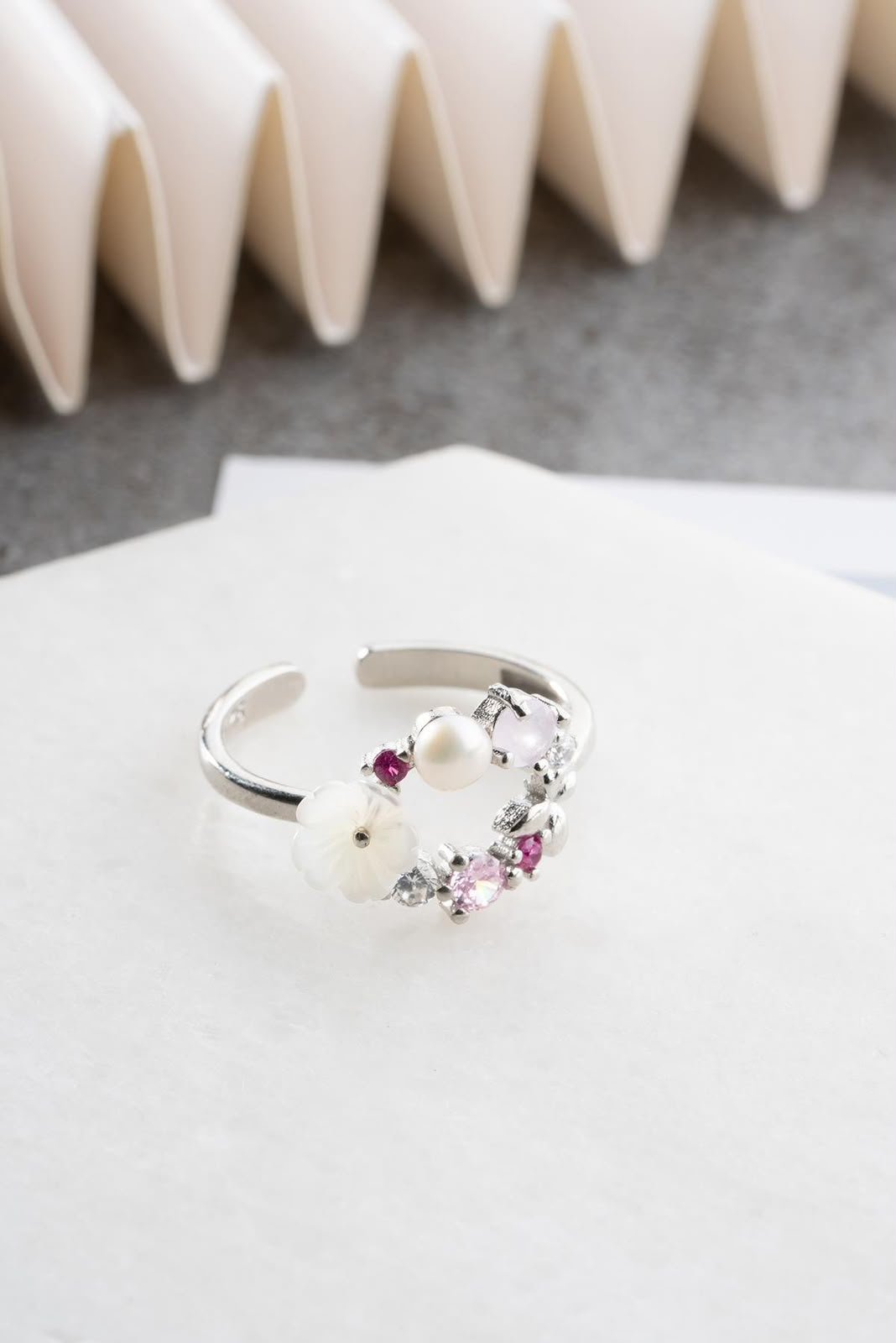 Sweet Blossom Ring - الصورة 3